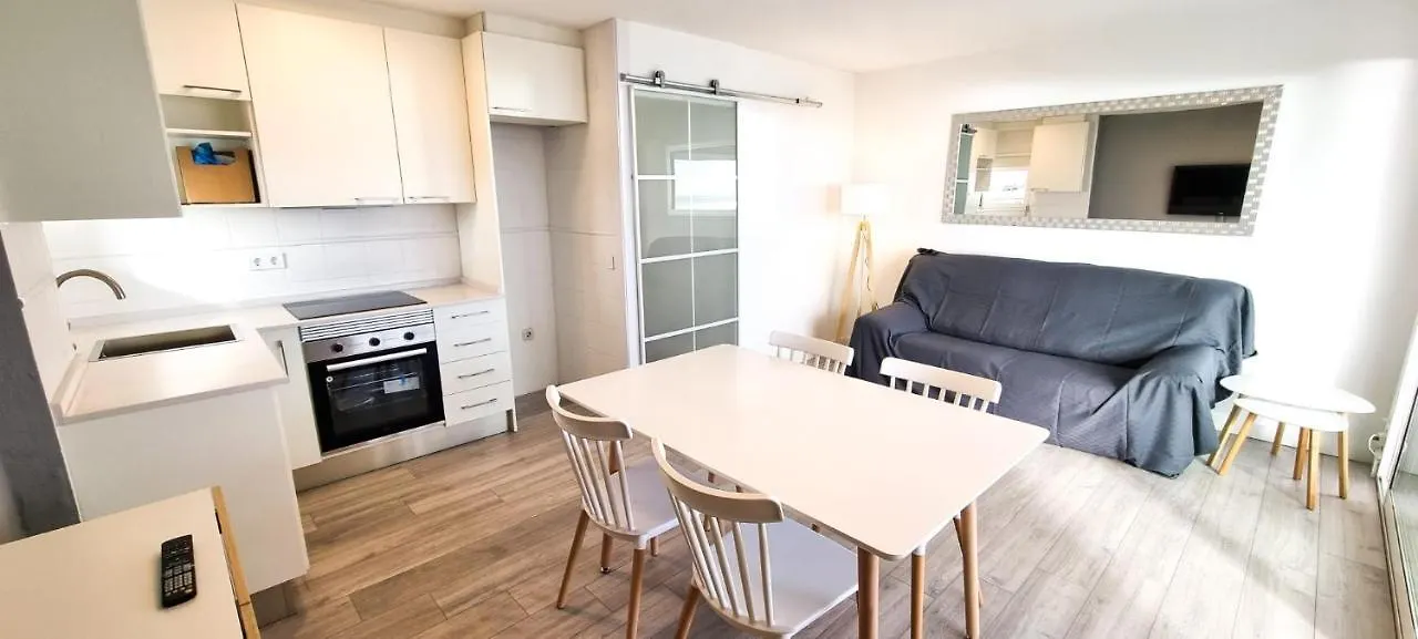 Apartment Fantastic Sea View On The Beach Salou Spain